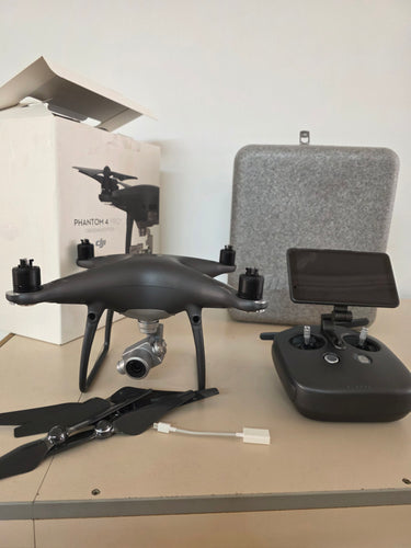 DJI Phantom 4 Pro Plus Obsidian - Dron